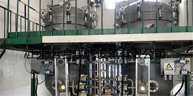 زيت الزيتون-الترشيح-2.جبغ