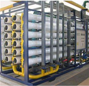 كيف يمكنك تنظيف نظام ريال عماني مع المواد الكيميائية?